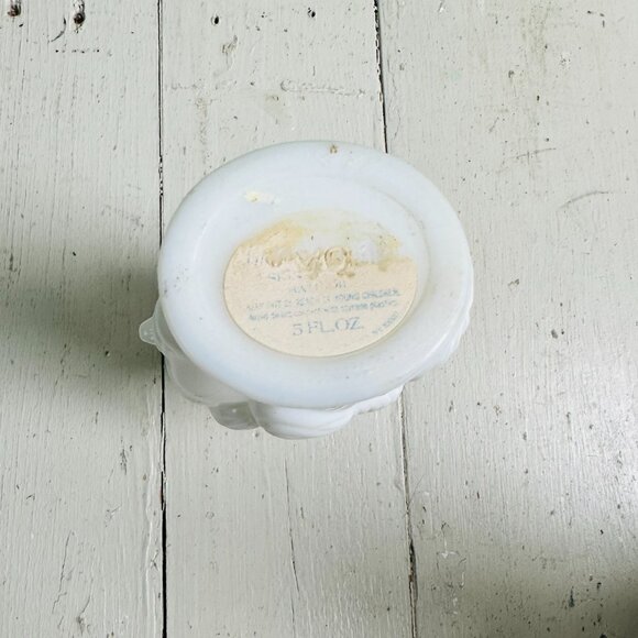 Vintage Avon Grecian Bottle White Milk Glass Bud Vase Greek Goddess French Decor - Picture 8 of 9